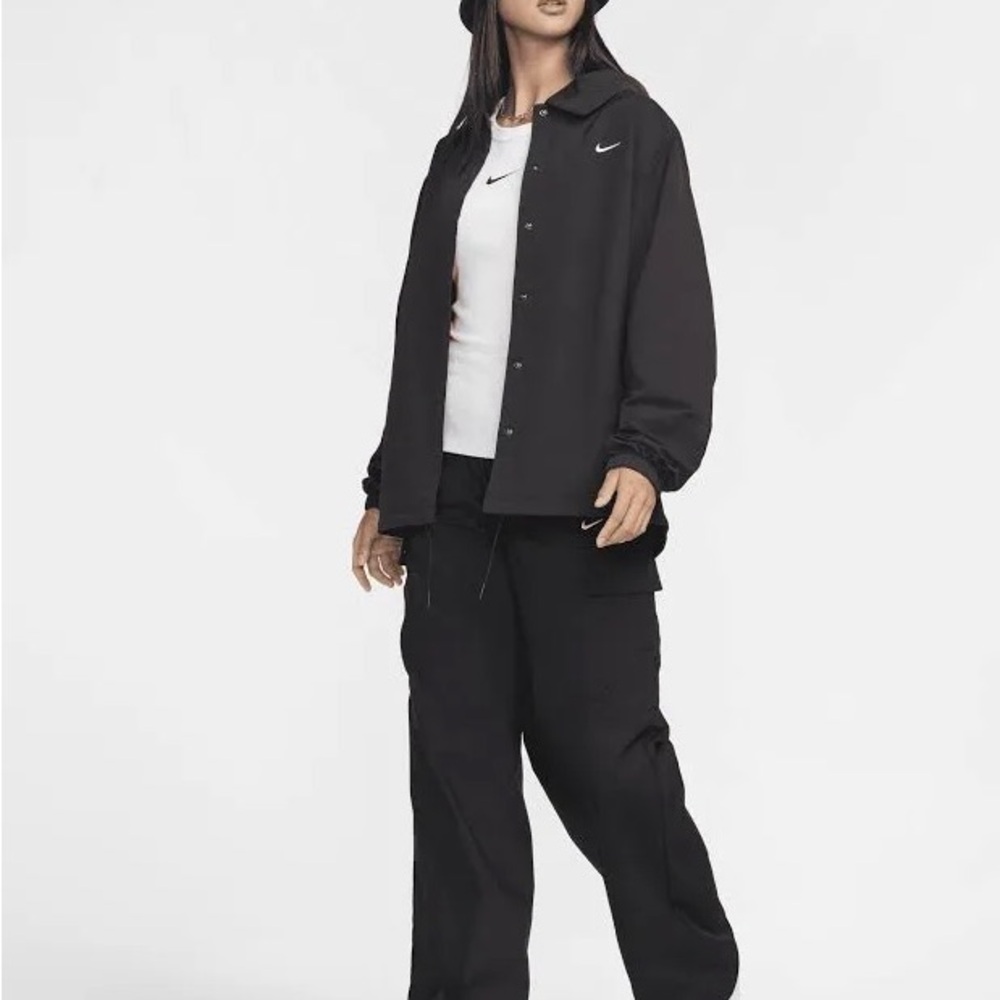 Nike Women's Sportswear Essential Oversized UV Coaches' Jacket in Black Large - Picture 5 of 15